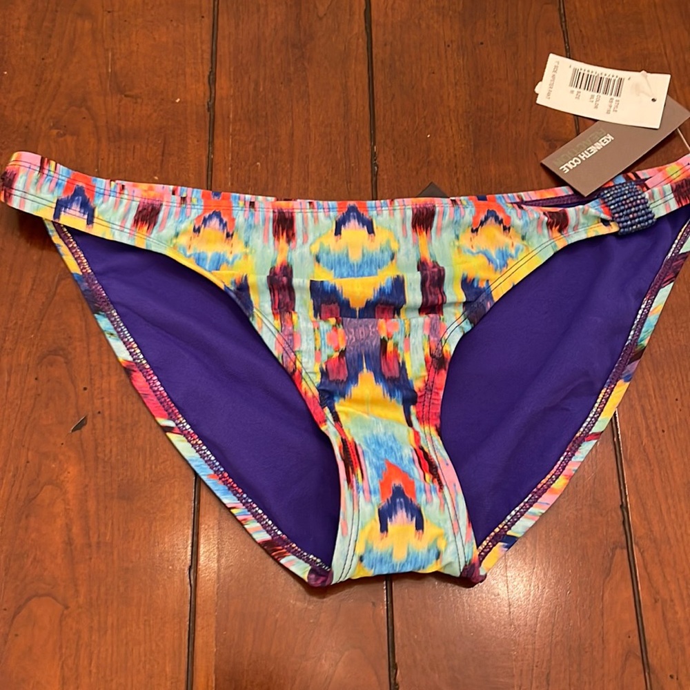 NWT Kenneth Cole Darling Bikini Bottoms!